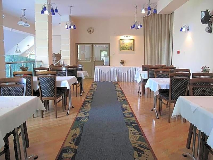 Food & Drinks 5, Carmen, Jelenia Góra