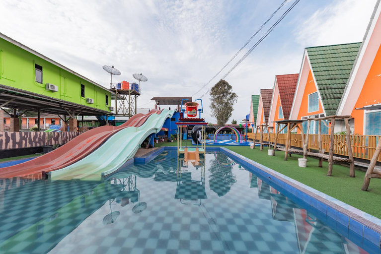 Pool 2, Formerly Reddoorz Resort Syariah Jaya Tirta Abadi, Purwakarta