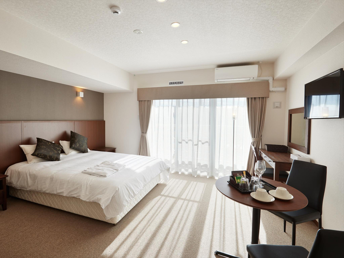 Bedroom 3, Creass Hotel TSUBOGAWA Marche, Naha
