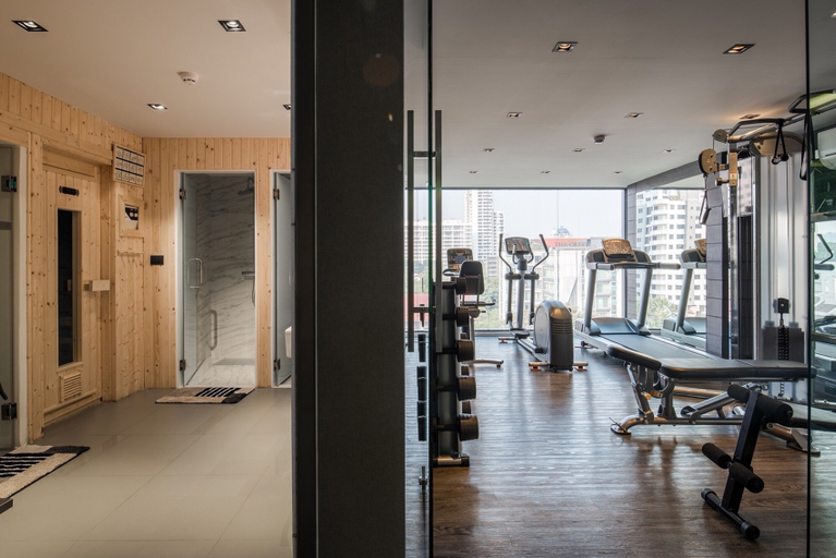 Sports and Entertainment 5, Voque Hotel & Serviced Residence Sukhumvit 51, Wattana