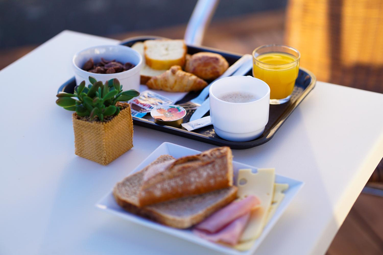 Food & Drinks 4, Fasthotel Angers Beaucouze, Maine-et-Loire