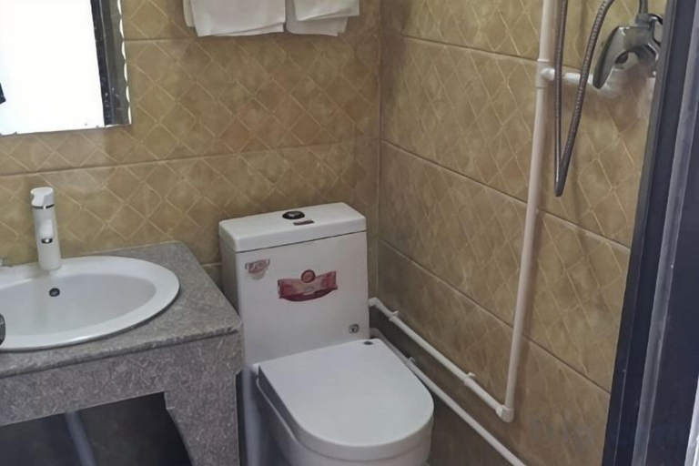 Bathroom 3, Tangjia Hotel, Linyi