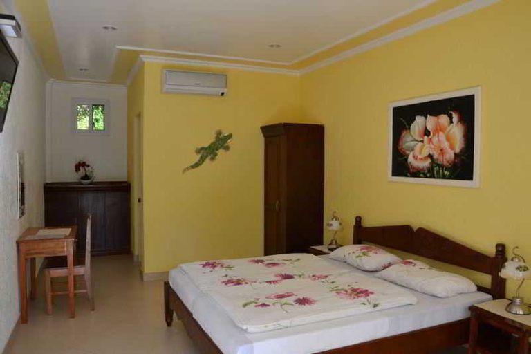 Bedroom 2, Malapascua Garden Resort, Daanbantayan