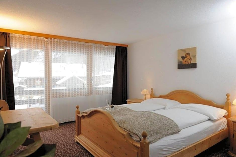Bedroom 4, Schutzen Lauterbrunnen, Interlaken
