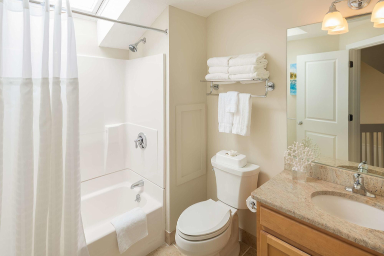 Bathroom, The Club at New Seabury, Barnstable