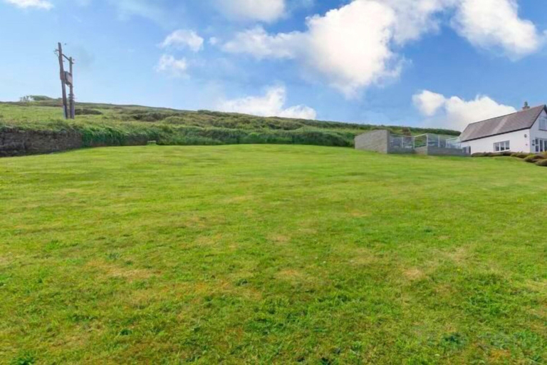 4, Stables - BEST Sea views in Croyde! Sleeps 8, Devon
