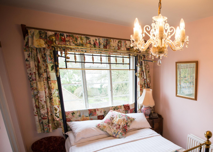 Bedroom 5, Hundred House Hotel, Shropshire