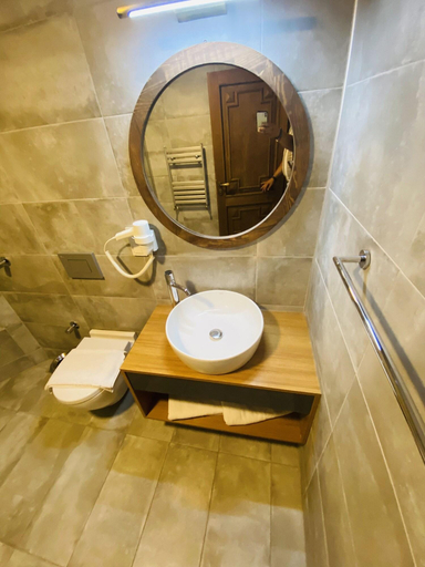 Bathroom 5, In Ephesus Otel and Art Galery, Selçuk
