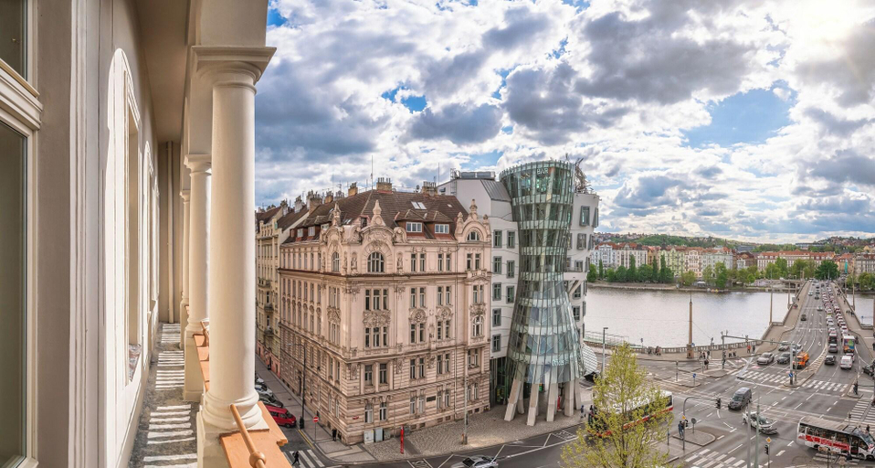 Exterior & Views 2, River Dance Suites by Adrez, Praha 5
