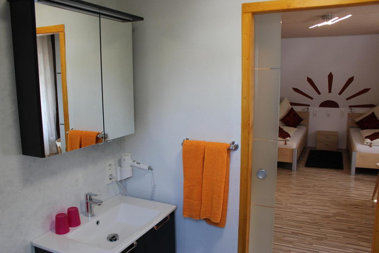 Bathroom 4, Gasthof Hotel Post, Reutlingen