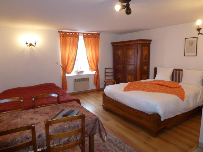 Bedroom 4, La Cour du Bailli, Haut-Rhin