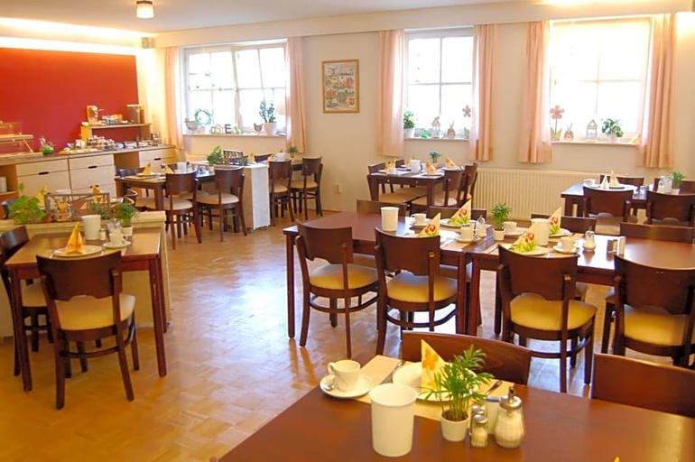 Lobby 2, am Bühnenhaus, Kleve