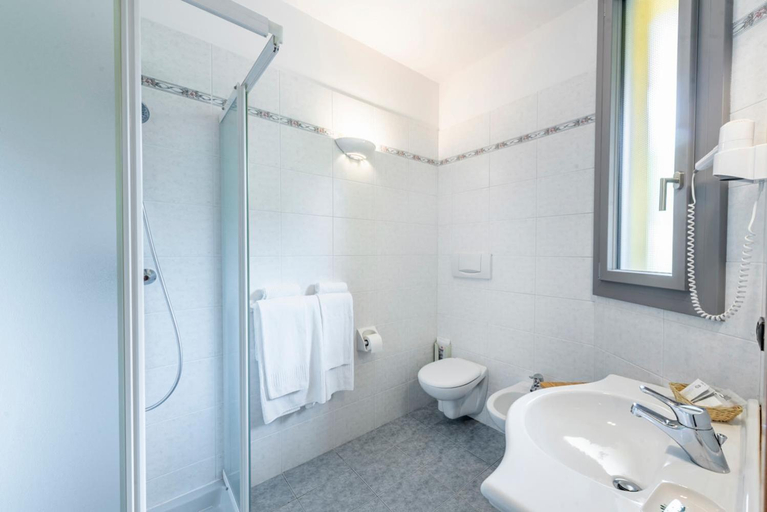Bathroom 4, Locanda Santanna, Como