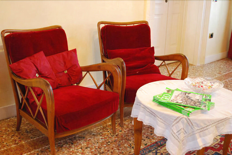 Public Area 3, Villa Bongiovanni, Verona