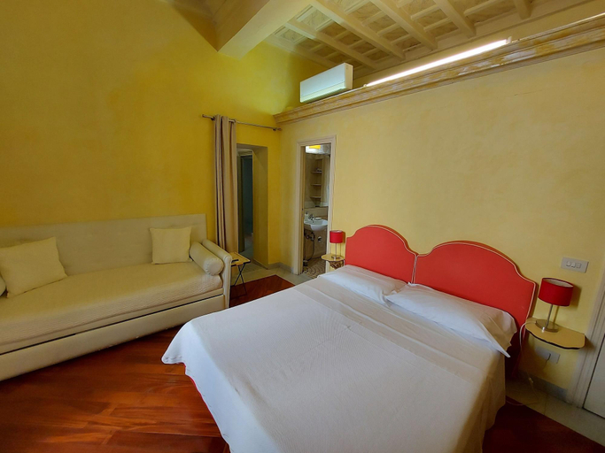Room 2, Residenza al Corso, Rome