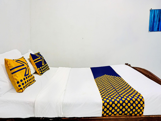 Room 5, Oyo Life 91896 Kost Bu Dewi Syariah, Pasuruan