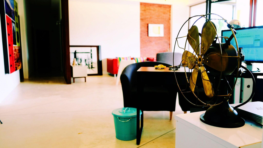 Public Area 3, Roomies Suites, Penang Island