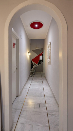 Public Area 3, H Rooms Boutique Hotel, Napoli