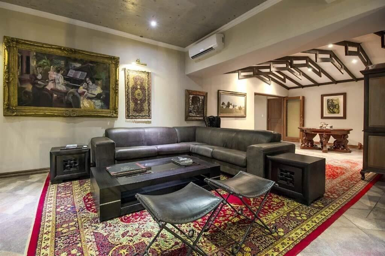Public Area, Inn On Mars, City of Tshwane