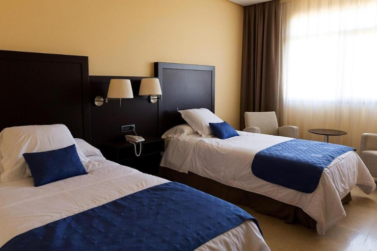 Bedroom 2, Hotel Puerta De Sahagun, León