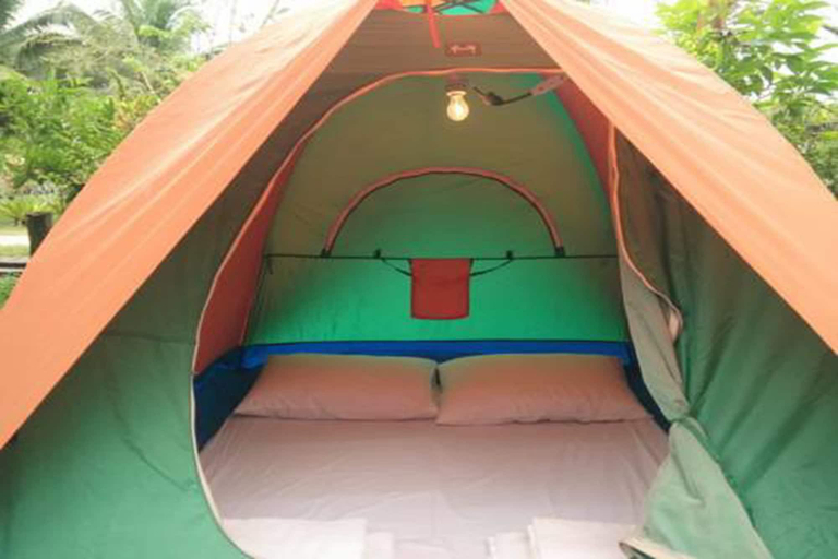 Room 5, Sawasdee Lagoon Camping Resort, Thai Mueang