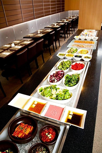 Food & Drinks