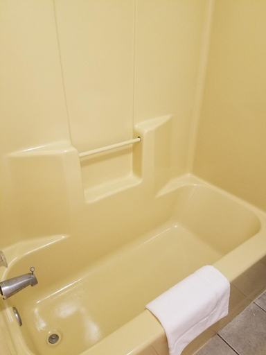 Bathroom 4, Indysouth Western Inn, Indianapolis