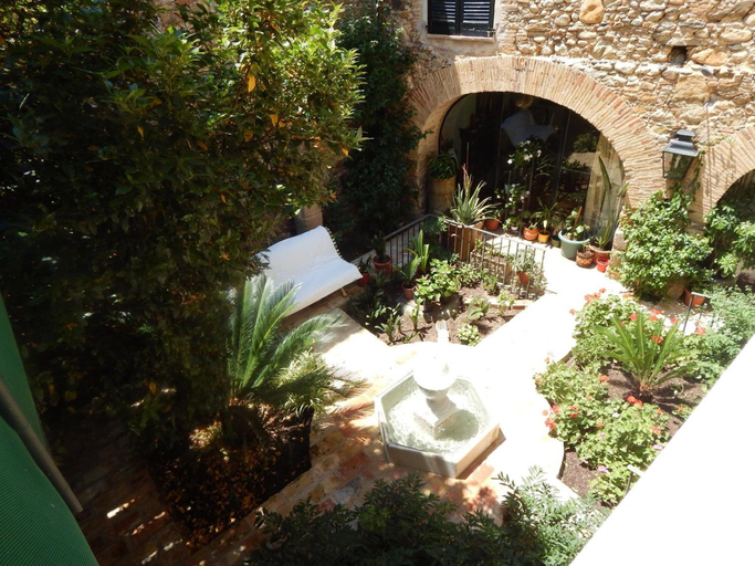 Exterior & Views 1, Hotel De La Font, Girona