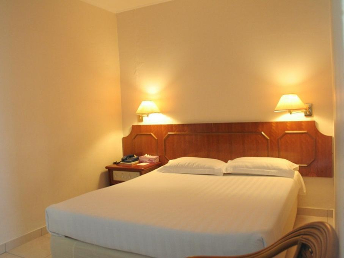 Bedroom 3, Pacific Orient Hotel, Miri