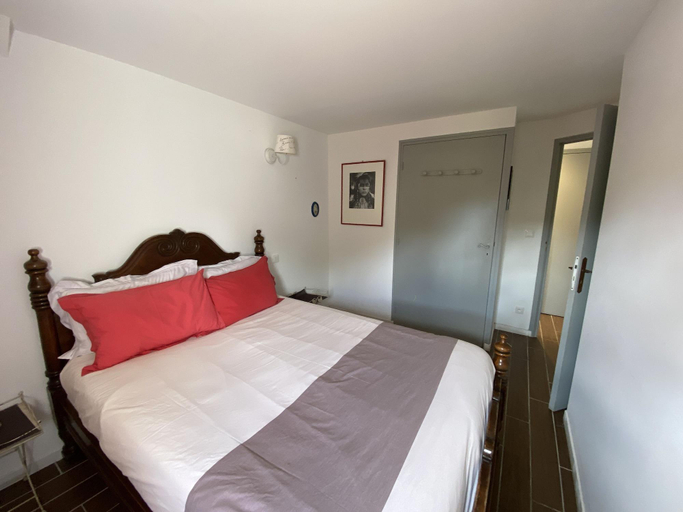 Room 3, Le Clos de l'isle, Bouches-du-Rhône