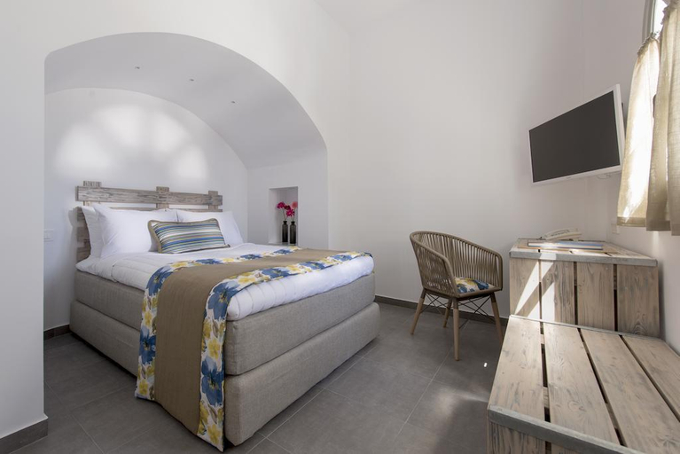 Bedroom 3, Caldera's Dolphin, South Aegean