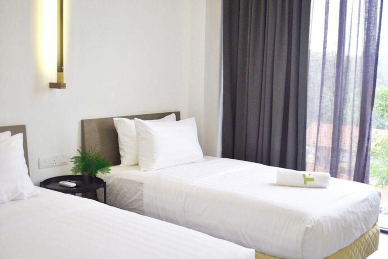 Bedroom 3, T+ Premium Hotel, Kota Setar
