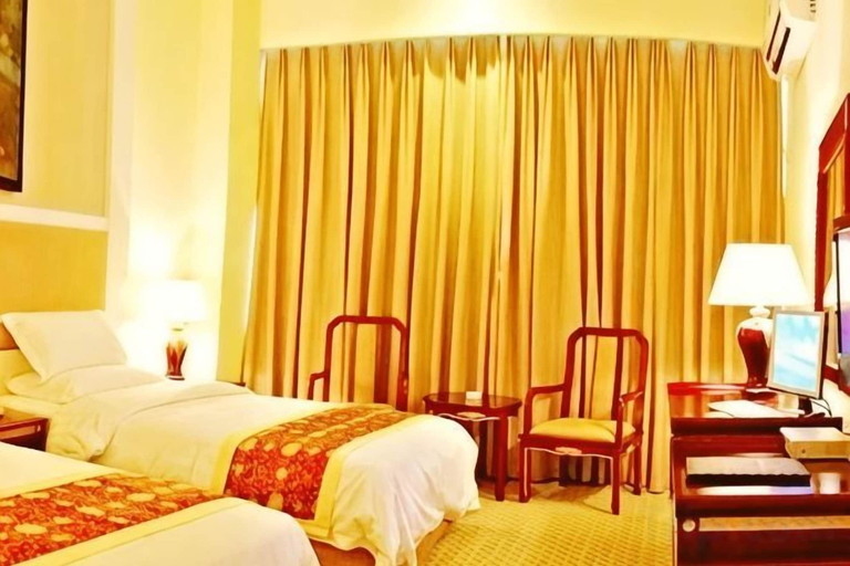 Bedroom, Yangguang Yihao Hotel, Hainan