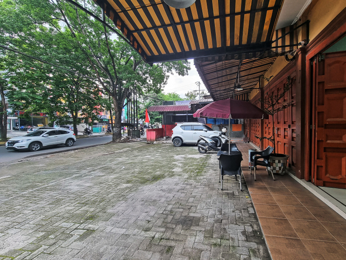 Lobby 1, 90381 Belva Guest House, Medan