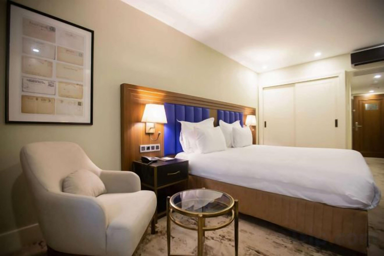 Bedroom 4, Ramada Plaza by Wyndham Istanbul Sultanahmet, Fatih