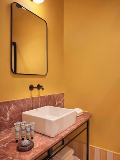 Bathroom 4, Athens Diamond Plus, Attica