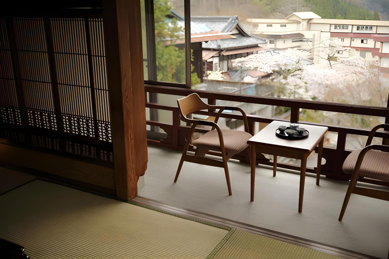 Room 2, Shima Tamura, Nakanojō