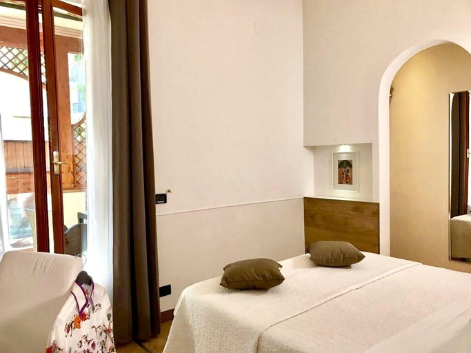 Room 3, Gardenia Hotel, Pescara