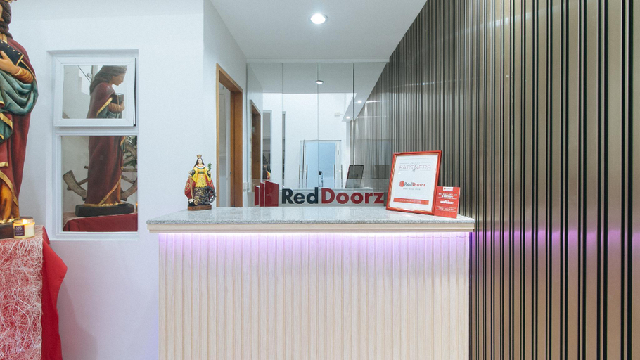 Lobby 3, RedDoorz @ St. Catherine Residences Olongapo City, Olongapo City