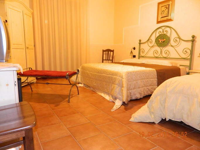 Bedroom 3, Hotel Oasi, Trapani