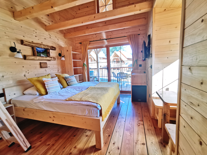 Bedroom 3, Ribno Luxury Glamping, Bled