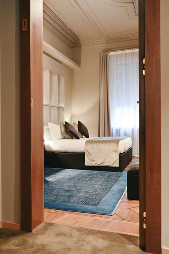 Room 3, Ada Home, Rome