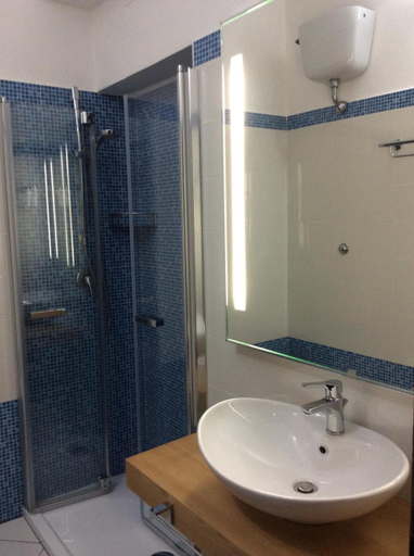 Bathroom 4, Mediterraneo, Ogliastra