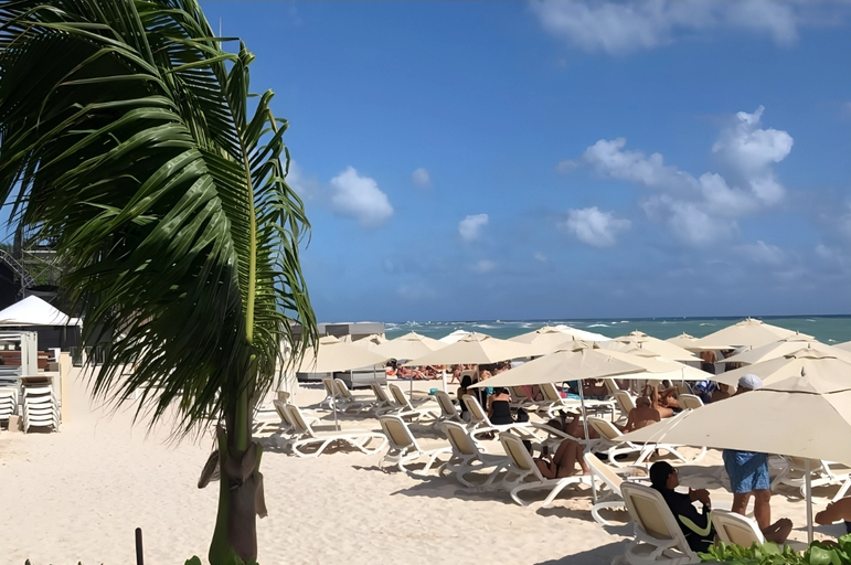 Beach 5, Aldea Thai Downtown Oceanview Residences, Cozumel
