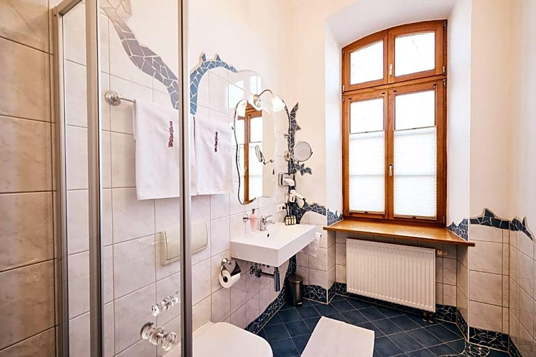 Bathroom 4, Hotel & Restaurant Waldschloss, Passau