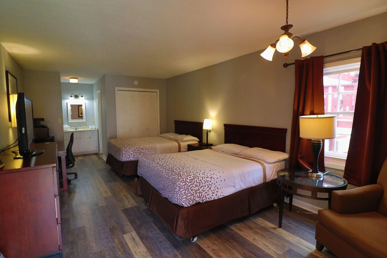 Bedroom 3, Helen Alpine Village Inn, White