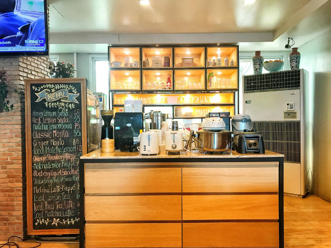 Food & Drinks 5, Caza V1 Serviced Apartment, Muang Rayong
