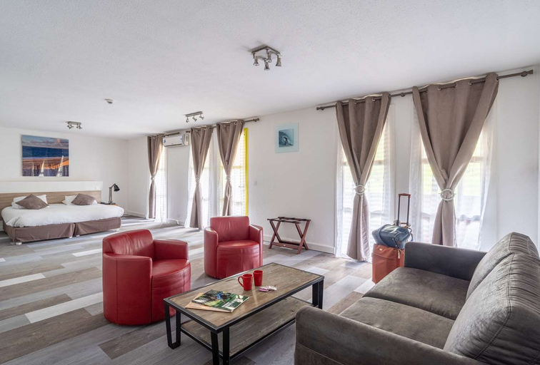 Room 2, Best Western Golf Hotel Lacanau, Gironde