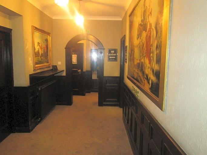 Lobby 3, Laird Dog, Midlothian