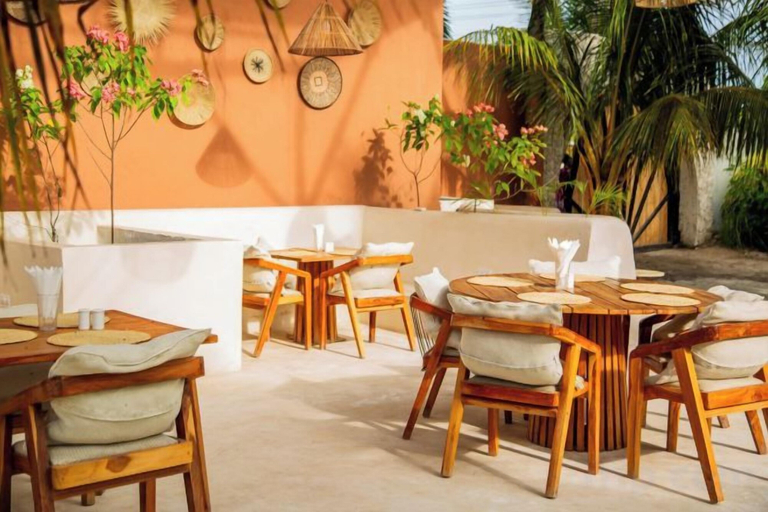 Outdoor dining 3, Seconda Stella Romantic Hideaway, Kusini